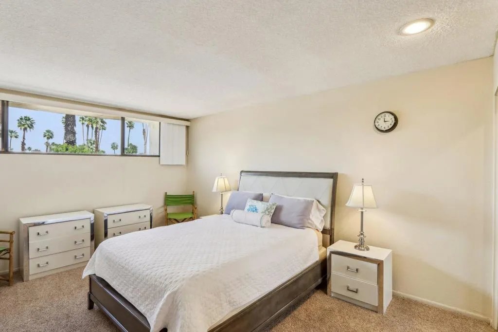 1655 E Palm Canyon Drive 114, Palm Springs, California 92264 home-pic-15